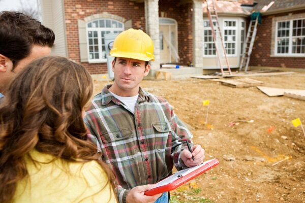 How Custom Home Builders Cater to Empty Nesters