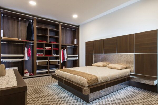 Why Should You Invest in a Modular Wardrobe for Your Bedroom?