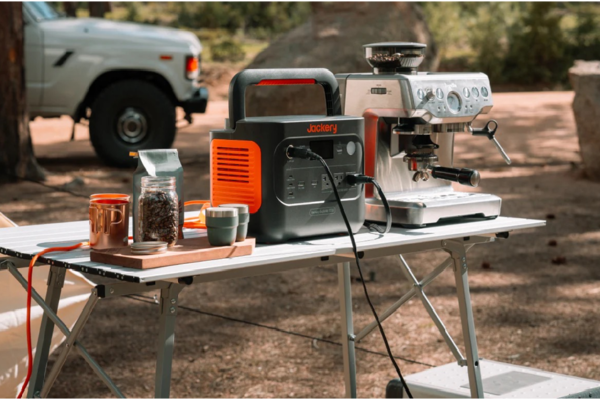 Powering Your Starlink with Jackery Solar Generator 1000 v2 for Outdoor Adventures